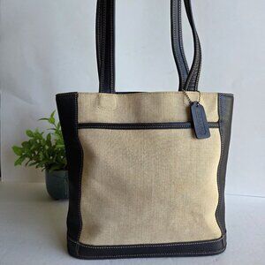 EUC Vintage Coach Canvas Bleeker Bucket in Navy Leather & Canvas (#6122)